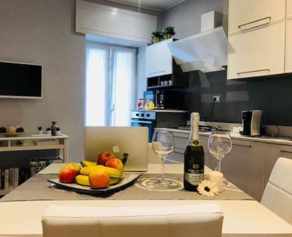 Marina Apartment & Suite ヴェルバーニア エクステリア 写真